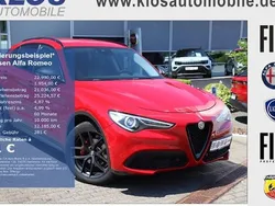 Rot Gebraucht 2019 Alfa Romeo Stelvio Tech Edition SUV | 22.990 € (Superpreis)