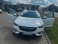Weiß Gebraucht 2018 Opel Insignia Kombi | 11.000 € (Guter Preis)