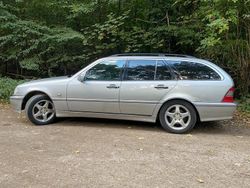 Silber Gebraucht 2000 Mercedes C180 Kombi | 1.300 € (Superpreis)