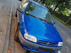 Blau Gebraucht 1999 Citroën Saxo Kleinwagen | 450 €