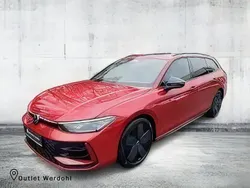Rot Neu 2025 VW Passat R-line Kombi | 49.990 € (Superpreis)