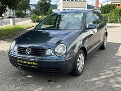 Grau Gebraucht 2002 VW Polo Highline Limousine | 2.000 € (Fairer Preis)