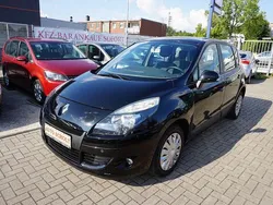 Schwarz Gebraucht 2011 Renault Scénic III Van / Kleinbus | 4.100 €