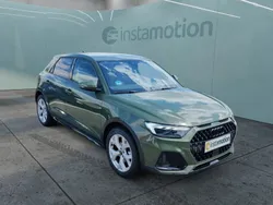 Grün Gebraucht 2024 Audi A1 Sport Kleinwagen | 28.290 € (Fairer Preis)