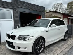 Weiß Gebraucht 2009 BMW 120 M Sport Kleinwagen | 5.850 € (Fairer Preis)