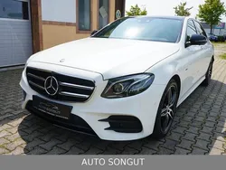 Weiß Gebraucht 2016 Mercedes E350 AMG line Limousine | 33.590 €
