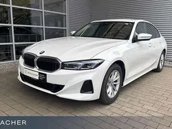 Alpinweiß uni Gebraucht 2024 BMW 320 Comfort Edition Limousine | 36.749 € (Superpreis)