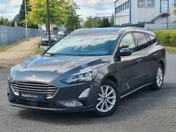 Grau Gebraucht 2021 Ford Focus Cool & Connect Kombi | 14.899 € (Superpreis)