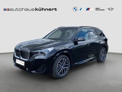 Black sapphire metallic Neu 2025 BMW iX1 M Sport SUV | 60.990 € (Fairer Preis)