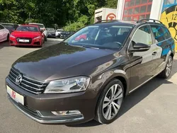 Schwarz Gebraucht 2014 VW Passat Comfortline Kombi | 11.990 € (Fairer Preis)