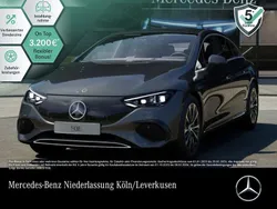 Grau Gebraucht 2023 Mercedes EQE350 Electric Art Limousine | 47.890 € (Etwas zu teuer)