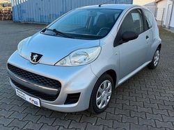 Silber Gebraucht 2009 Peugeot 107 Filou Kleinwagen | 2.990 € (Fairer Preis)