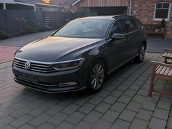 Grau Gebraucht 2016 VW Passat Kombi | 15.000 € (Fairer Preis)