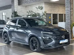 Schwarz dark knight / mic Gebraucht 2022 Hyundai Kona N Line SUV | 24.000 € (Guter Preis)