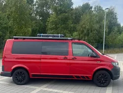 Rot Gebraucht 2017 VW T6 Van | 21.800 € (Teuer)