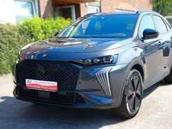 Grau Gebraucht 2024 DS Automobiles DS7 Crossback Performance Line Plus SUV | 33.600 € (Guter Preis)