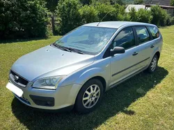 Silber Gebraucht 2005 Ford Focus Trend Kombi | 1.090 € (Guter Preis)