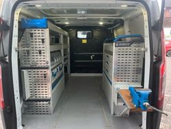 Weiß Gebraucht 2016 Ford Transit Custom Van / Kleinbus | 10.450 € (Fairer Preis)