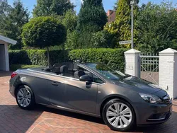 Grau Gebraucht 2013 Opel Cascada Cabrio | 10.500 € (Fairer Preis)