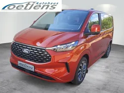 Rot Neu 2025 Ford Tourneo Custom Titanium Van / Kleinbus | 59.980 € (Etwas zu teuer)