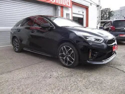 Schwarz Gebraucht 2021 Kia Ceed Limousine | 22.999 €