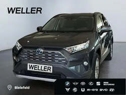 Grau Gebraucht 2021 Toyota RAV4 Hybrid Team SUV | 29.990 € (Guter Preis)