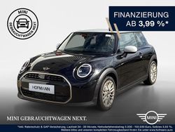 Midnight black metallic Gebraucht 2024 Mini Cooper Favoured Kleinwagen | 29.448 € (Fairer Preis)