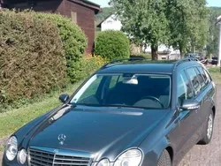 Grau Gebraucht 2007 Mercedes E200 Kombi | 7.900 € (Etwas zu teuer)