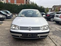 Silber Gebraucht 2001 VW Golf Edition Limousine | 790 € (Superpreis)