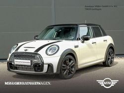 Weiss Gebraucht 2021 Mini Cooper Kleinwagen | 24.960 € (Etwas zu teuer)