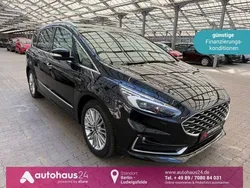 Schwarz Gebraucht 2023 Ford S-MAX Vignale Van / Kleinbus | 33.220 € (Guter Preis)