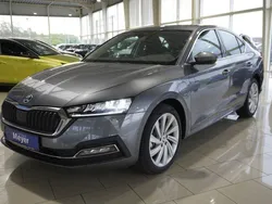 Grau Neu 2025 Skoda Octavia Style Limousine | 28.410 € (Guter Preis)