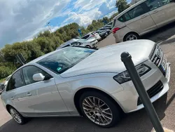 Grau Gebraucht 2009 Audi A4 Limousine | 5.500 € (Fairer Preis)
