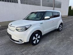 Weiß Gebraucht 2016 Kia Soul EV SUV | 6.450 €