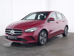 Rot Gebraucht 2022 Mercedes B250 Van / Kleinbus | 28.880 € (Etwas zu teuer)