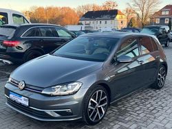 Grau Gebraucht 2019 VW Golf VII Highline Limousine | 17.499 € (Fairer Preis)