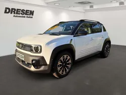 Arktisweiß mit schwarzem dach Neu 2025 Renault 4 E-Tech Iconic SUV | 35.990 € (Fairer Preis)
