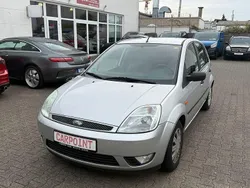 Silber Gebraucht 2002 Ford Fiesta Ghia Kleinwagen | 1.650 € (Guter Preis)