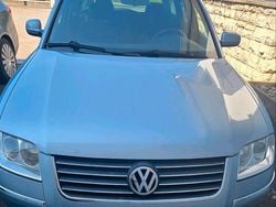 Blau Gebraucht 2002 VW Passat Kombi | 500 € (Superpreis)