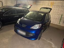 Blau Gebraucht 2007 Peugeot 107 Kleinwagen | 500 € (Guter Preis)