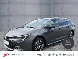 Grey metallic Neu 2025 Toyota Corolla Kombi | 29.930 €