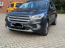 Grau Gebraucht 2018 Ford Kuga SUV | 11.000 € (Superpreis)
