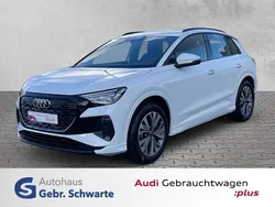 Weiß Gebraucht 2023 Audi Q4 e-tron Sport SUV | 32.880 € (Superpreis)