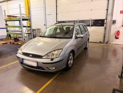 Silber Gebraucht 2003 Ford Focus Kombi | 2.399 € (Teuer)