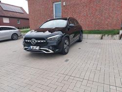 Schwarz Gebraucht 2023 Mercedes GLA180 SUV | 35.400 €