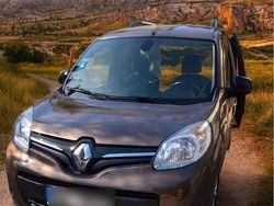 Braun Gebraucht 2014 Renault Kangoo Van / Kleinbus | 8.900 € (Etwas zu teuer)