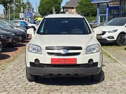 Weiß Gebraucht 2011 Chevrolet Captiva LS SUV | 4.499 € (Fairer Preis)