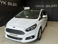 Weiß Gebraucht 2015 Ford S-MAX Titanium Van / Kleinbus | 5.800 € (Teuer)