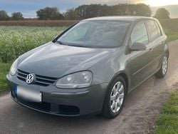 Grün Gebraucht 2004 VW Golf V Highline Limousine | 3.300 € (Fairer Preis)