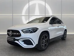 Weiß Gebraucht 2024 Mercedes GLA200 Advanced Plus SUV | 37.990 € (Fairer Preis)